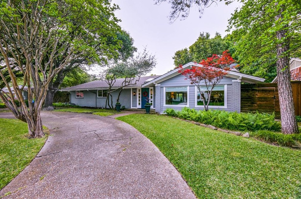 3638 Princess Ln, Dallas, TX 75229-5129