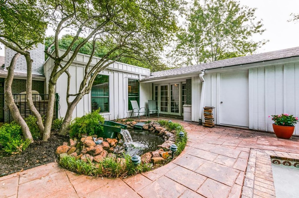 3638 Princess Ln, Dallas TX  75229-5233 exterior