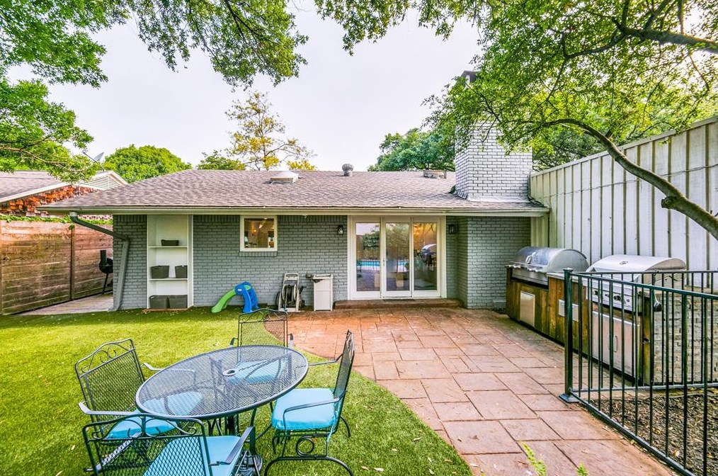 3638 Princess Ln, Dallas TX  75229-5233 exterior