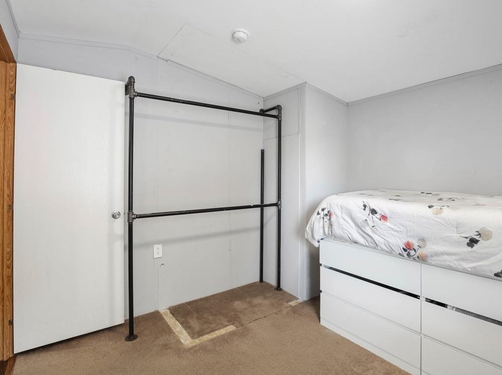 130 Gloria Dr, Springtown TX 76082-6023 exterior