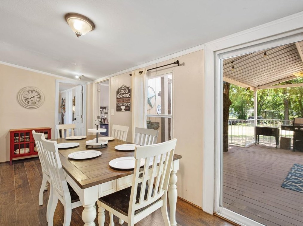 130 Gloria Dr, Springtown TX 76082-6023 exterior