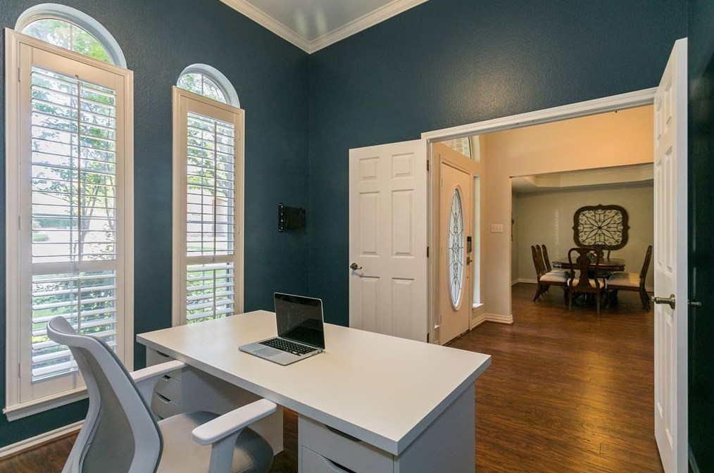 802 Xavier Dr, Midlothian, TX 76063