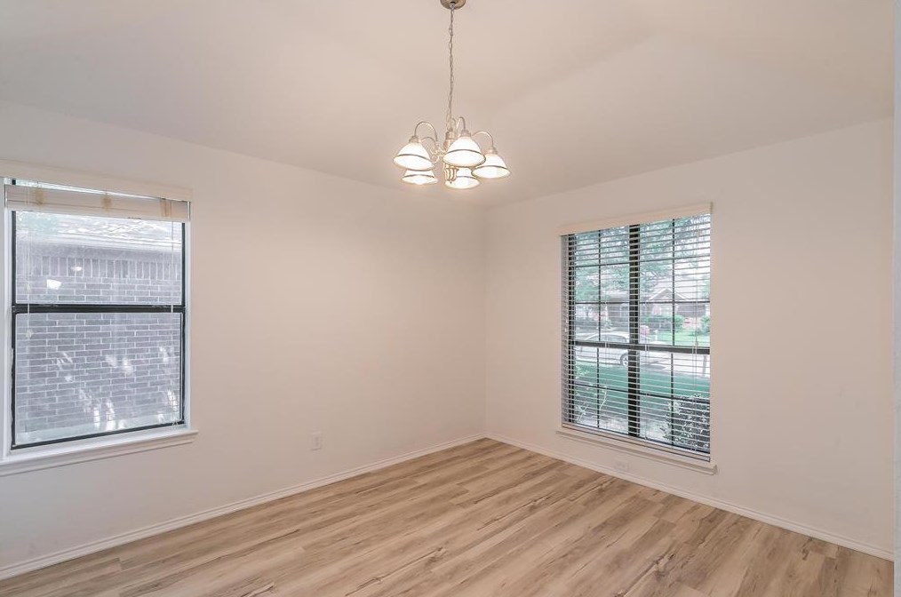 1602 Palisades Dr, Carrollton TX 75007-5043 exterior