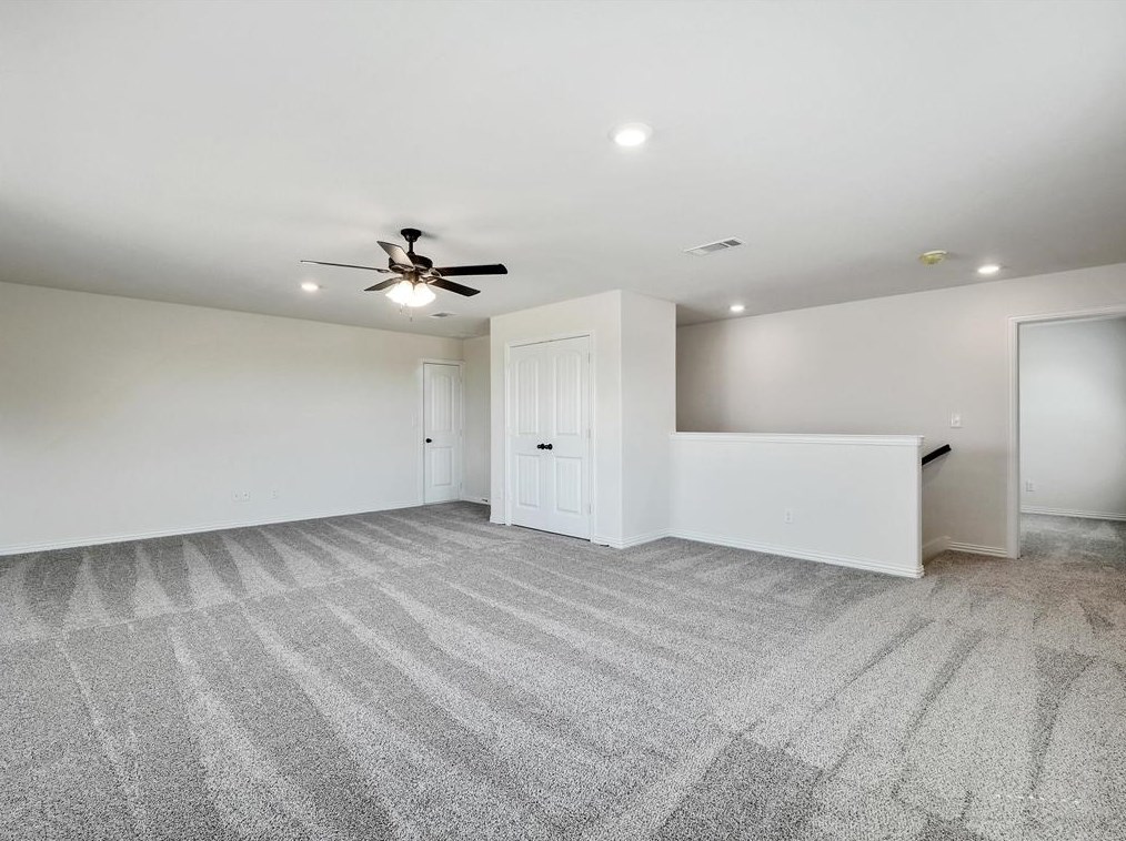 332 Sanger Dr, Springtown TX 76082-5733 exterior