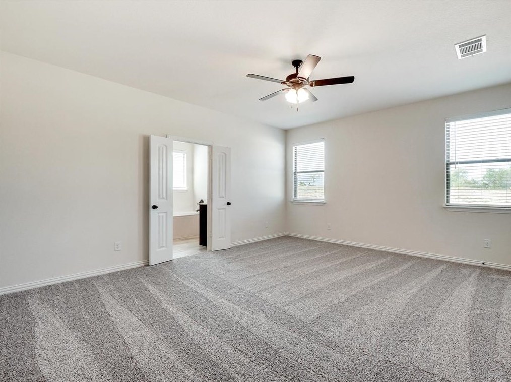 332 Sanger Dr, Springtown TX 76082-5733 exterior