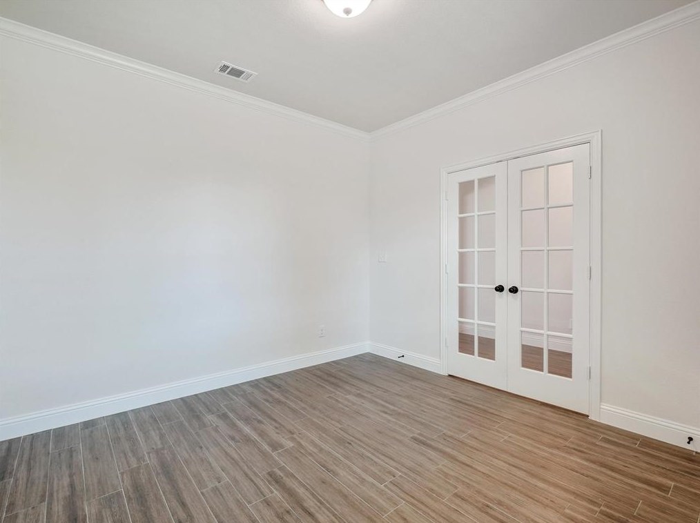 332 Sanger Dr, Springtown TX 76082-5733 exterior