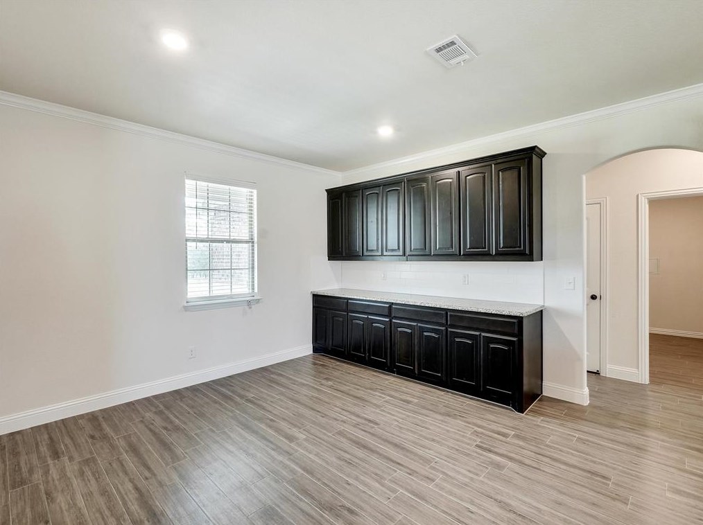 332 Sanger Dr, Springtown TX 76082-5733 exterior