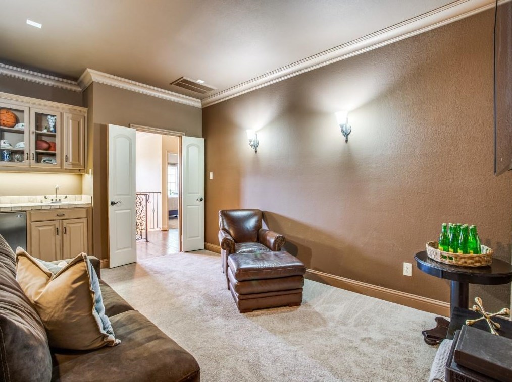 5436 Longview St, Dallas TX 75206-5606 exterior