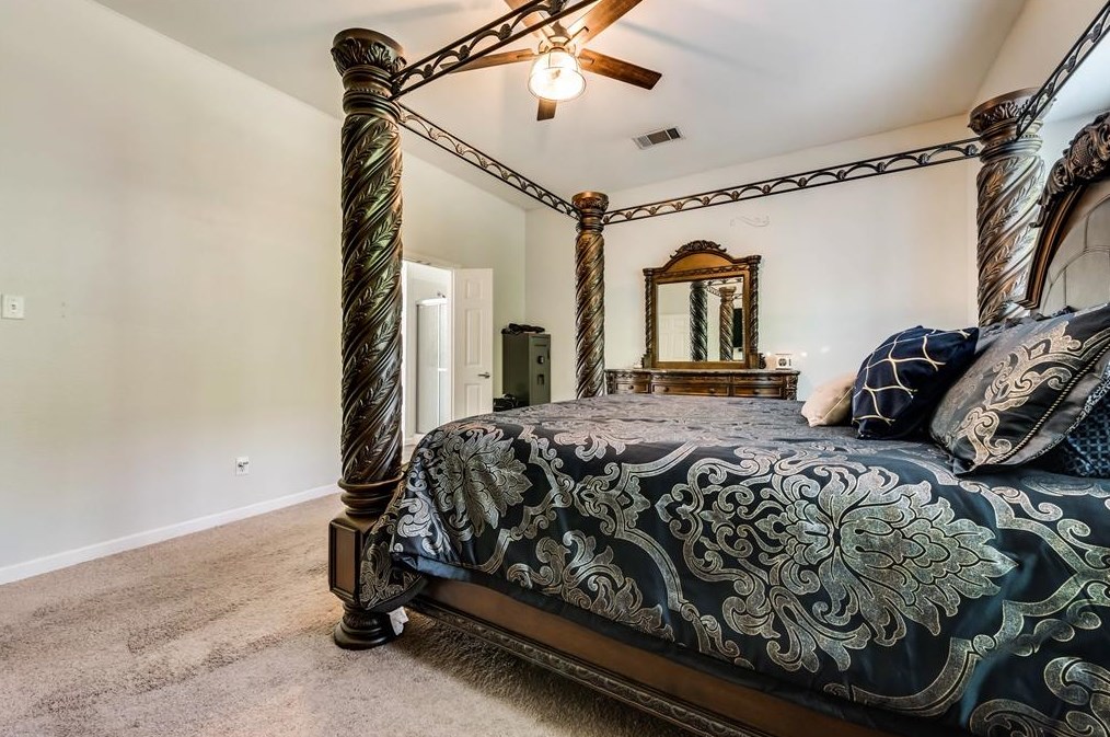 2008 Pinenut Dr, Mesquite TX 75181-2929 exterior