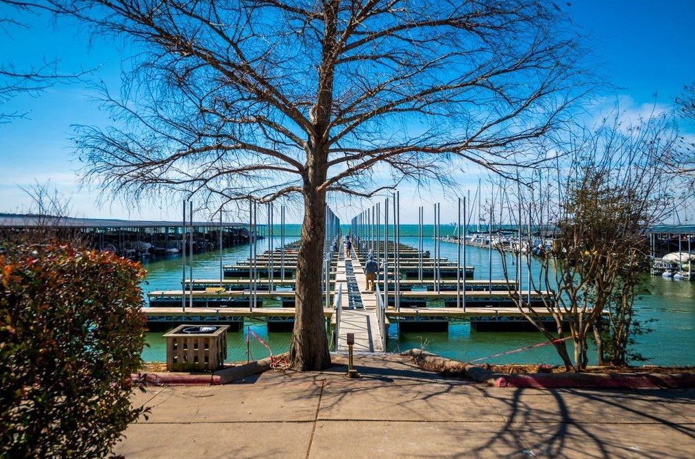 458 Yacht Club Dr Apt A, Rockwall, TX