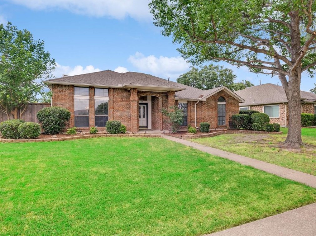 220 Magnolia Dr, Coppell, TX 75019