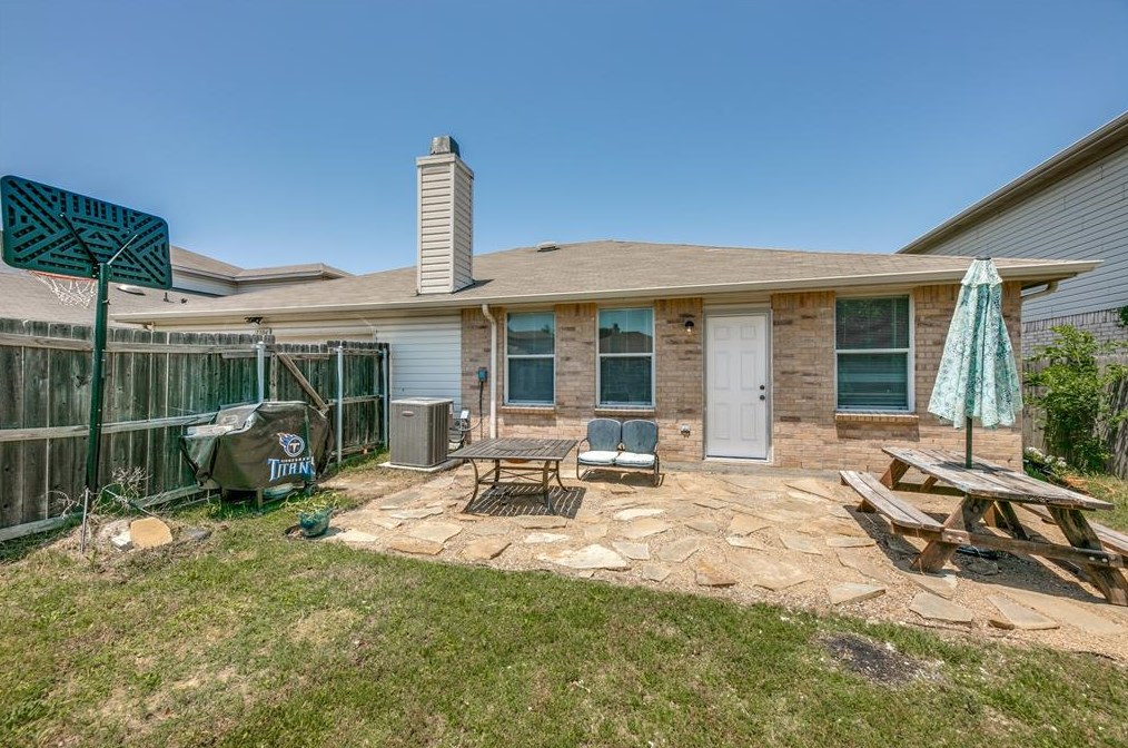1304 Dawson Way, Mesquite TX 75181-2693 exterior