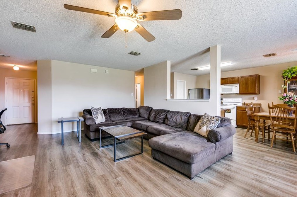 1304 Dawson Way, Mesquite TX 75181-2693 exterior