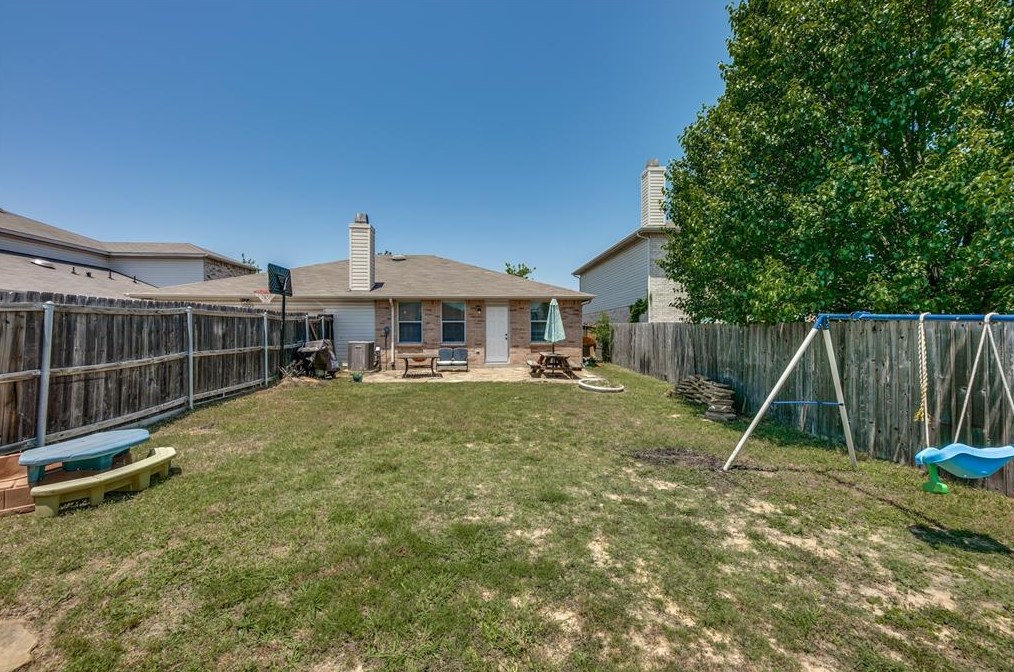 1304 Dawson Way, Mesquite TX 75181-2693 exterior