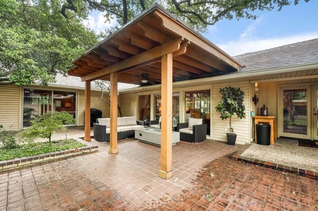 13421 Tangleridge Ln, Dallas TX exterior