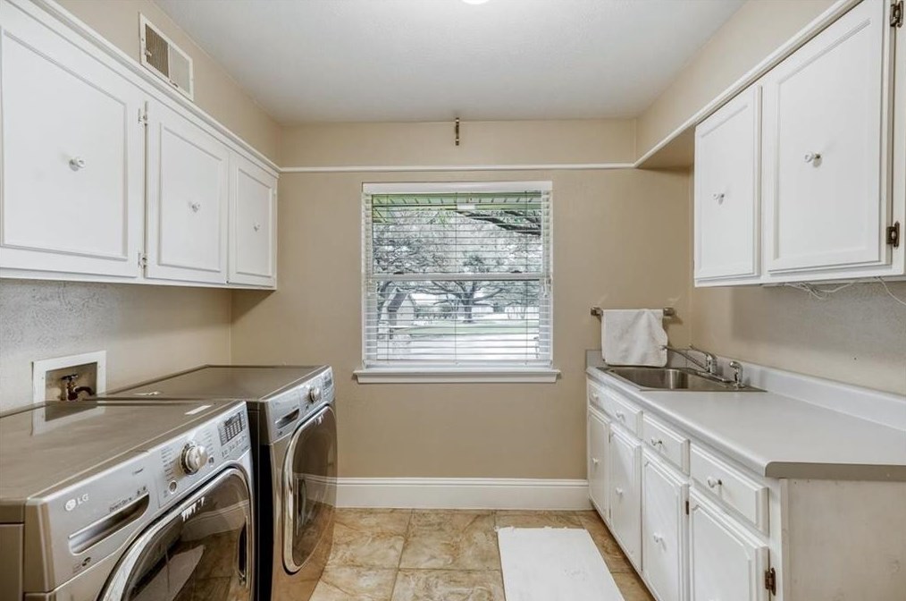 13421 Tangleridge Ln, Dallas TX exterior