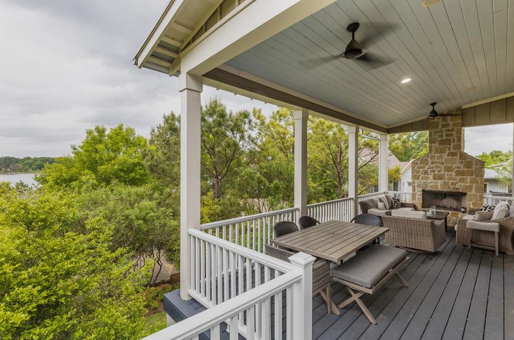 4525 E Cove Ct, Log Cabin, TX 75148