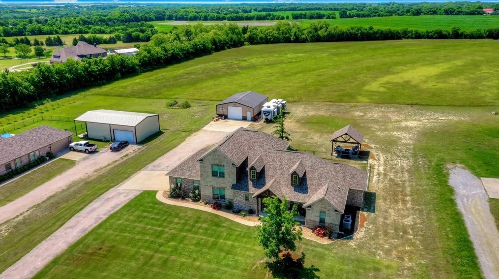 118 Tate Cir, Sherman, TX 75090-3414