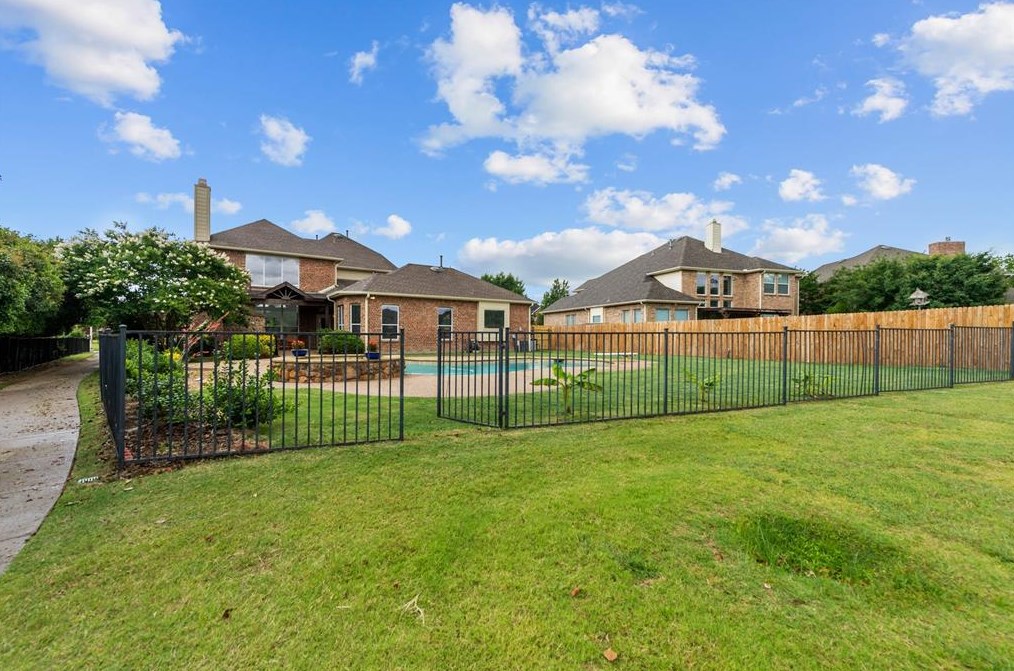 1411 Chase Oaks Dr, Keller TX 76248-7210 exterior