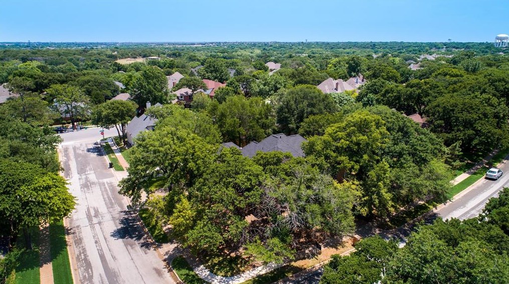 1501 Holly Ridge Dr, Keller, TX 76248-3242