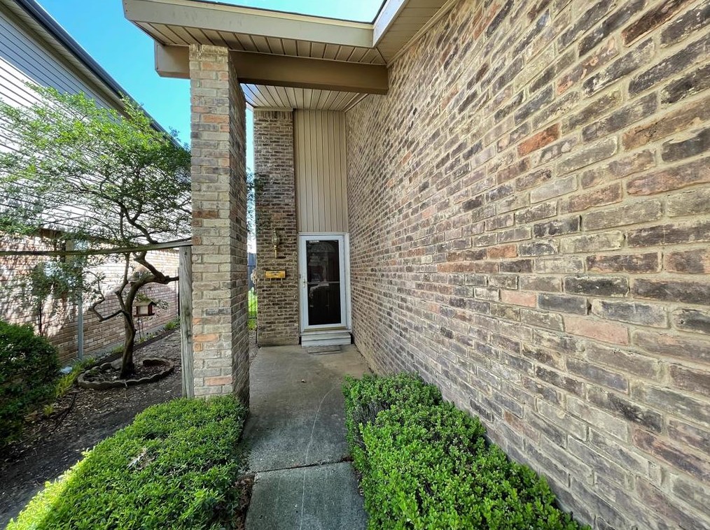 2660 Via Blanca, Carrollton, TX 75006-4654