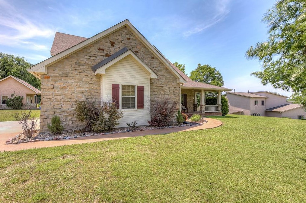 82 Trail Ridge Dr, Mckinney, TX 75454