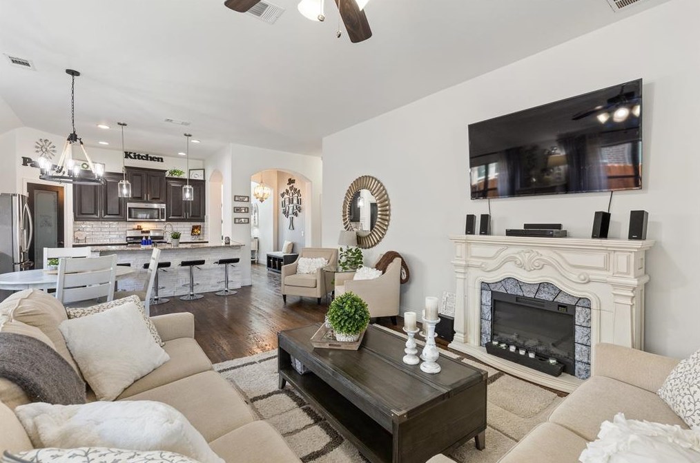 4301 Cherry Ln, Mckinney TX  75454 exterior