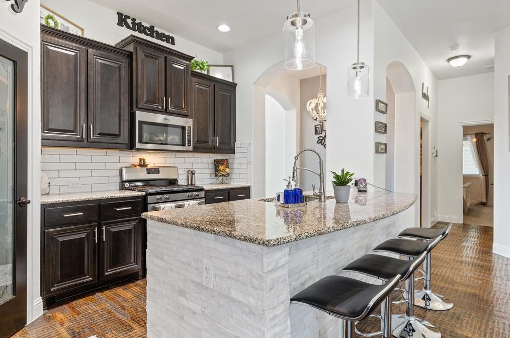 4301 Cherry Ln, Mckinney TX  75454 exterior