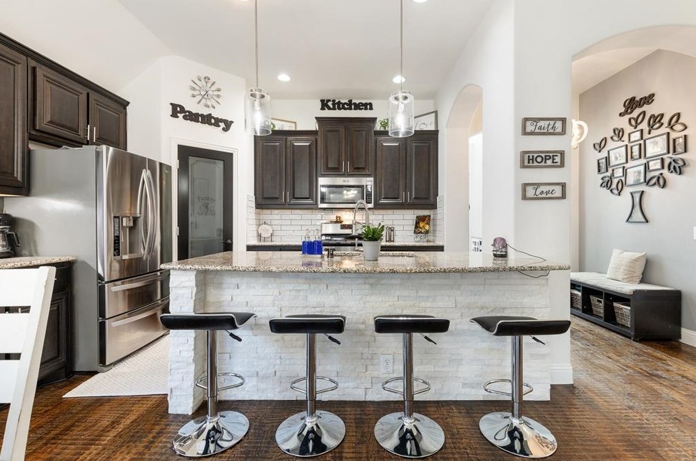 4301 Cherry Ln, Mckinney TX  75454 exterior