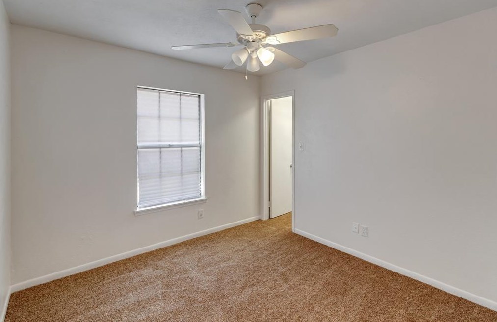 4521 Mariner Dr, Rowlett TX 75088-8949 exterior