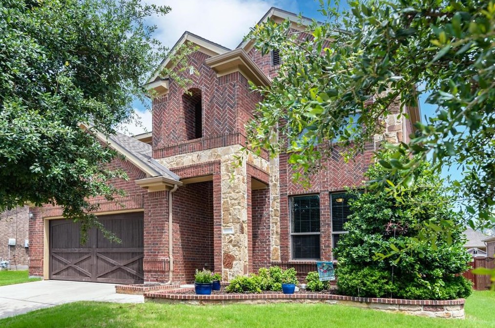 4008 Brook Wood Dr, Mckinney, TX 75071-8136