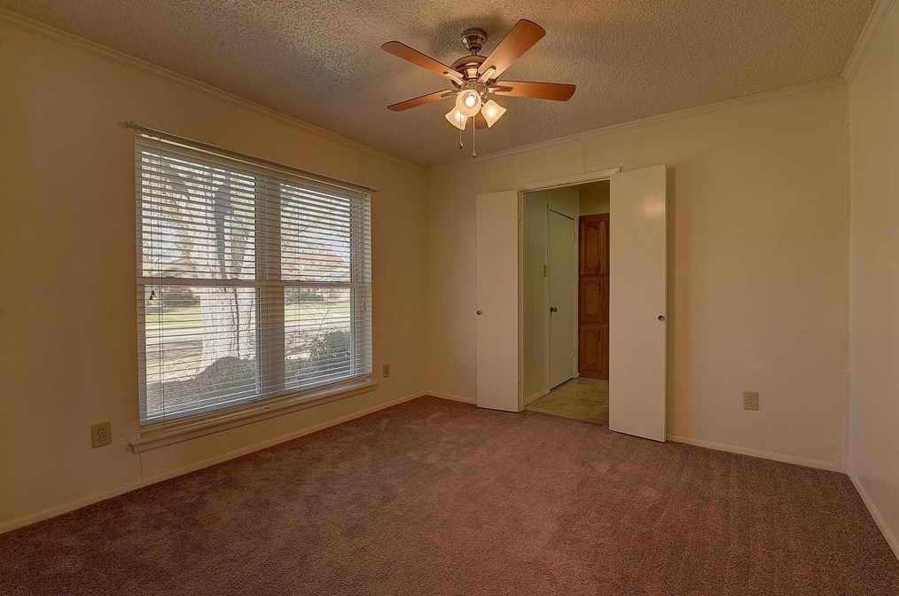 1628 Stroud Ln, Mesquite TX  75150-1307 exterior