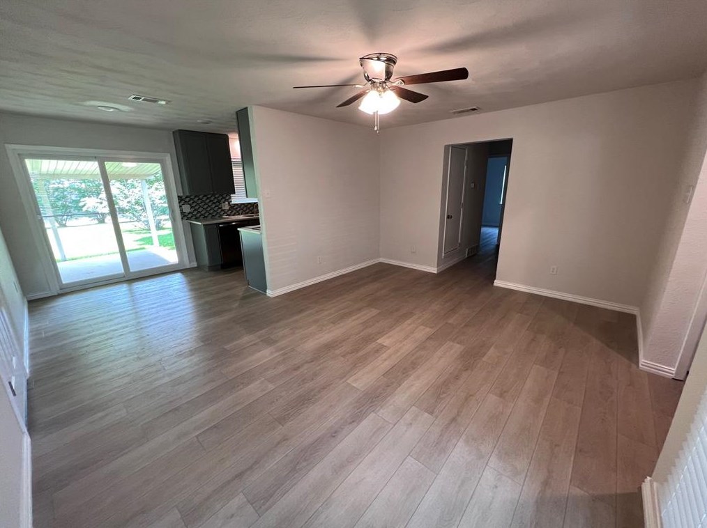 3608 Flamingo Way, Mesquite TX  75150-3418 exterior