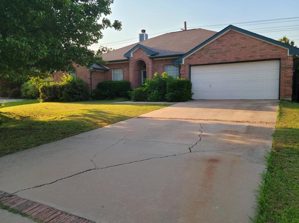 1501 La Mirada, Denton, TX 76208