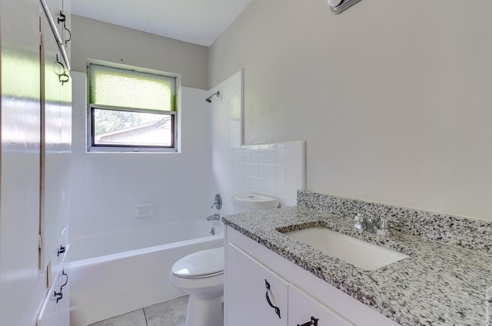 3619 Emerald Dr, Mesquite TX 75150-2529 exterior