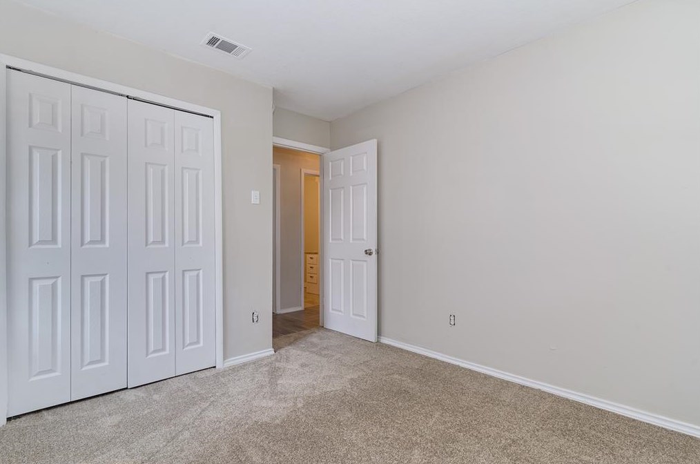 3619 Emerald Dr, Mesquite TX 75150-2529 exterior