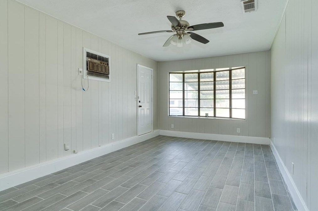 3619 Emerald Dr, Mesquite TX 75150-2529 exterior