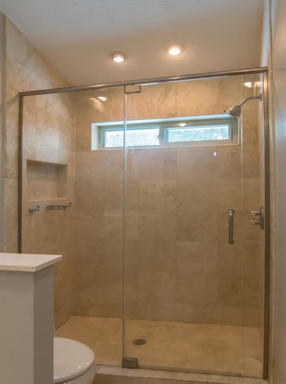 6801 Ledyard Dr, Dallas TX  75248-2210 exterior