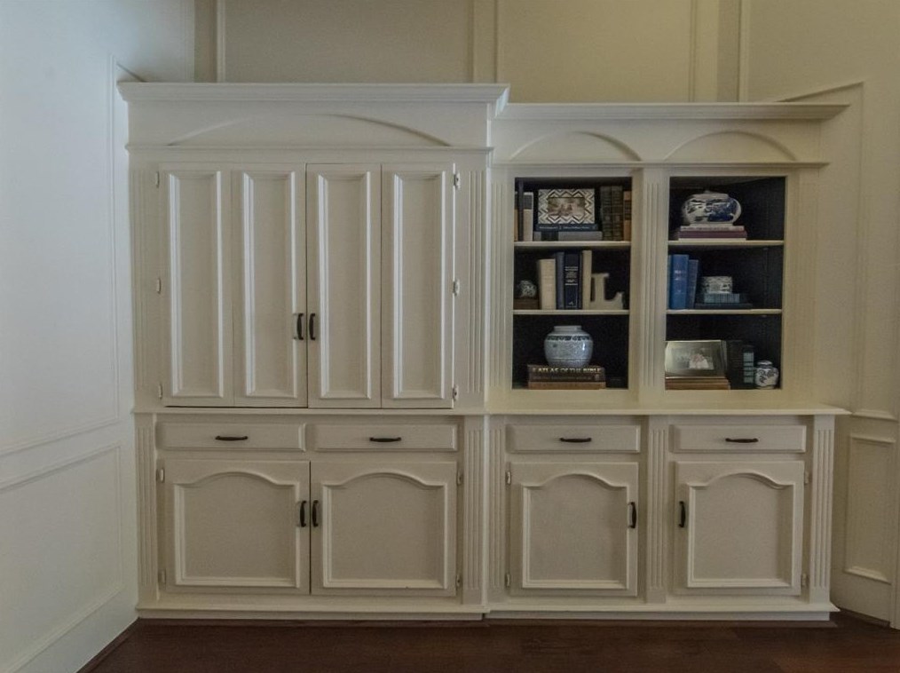 6801 Ledyard Dr, Dallas TX  75248-2210 exterior