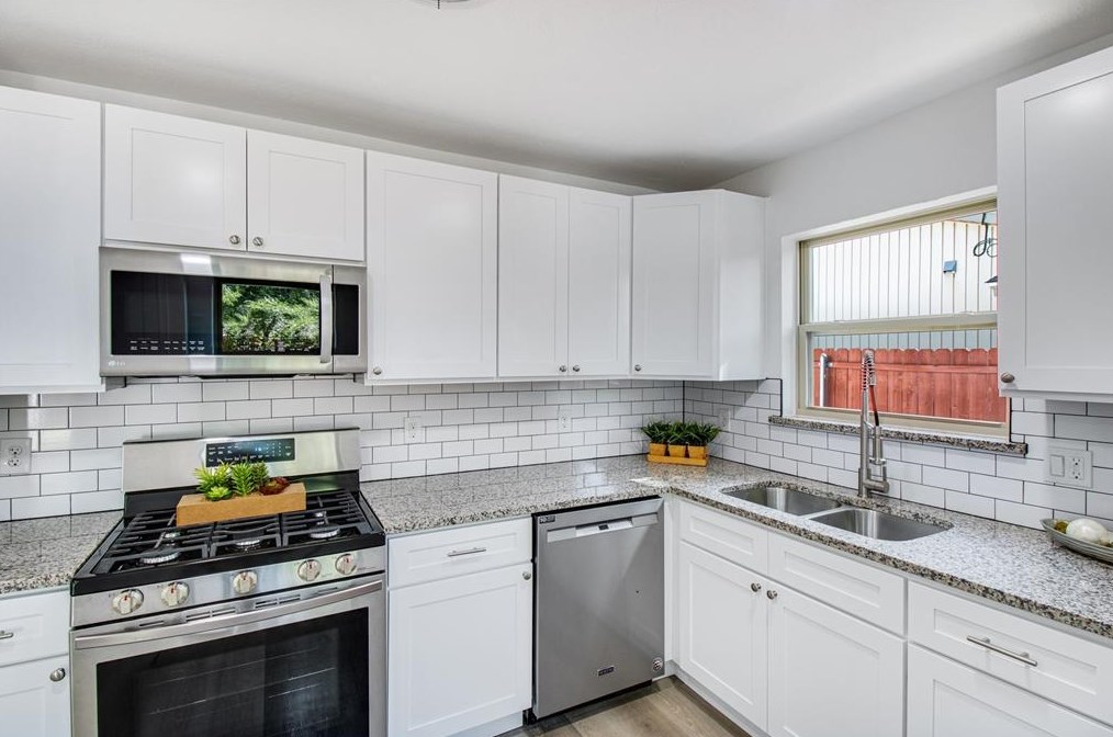 14609 Oakwood Ln, Mesquite TX 75180-3522 exterior