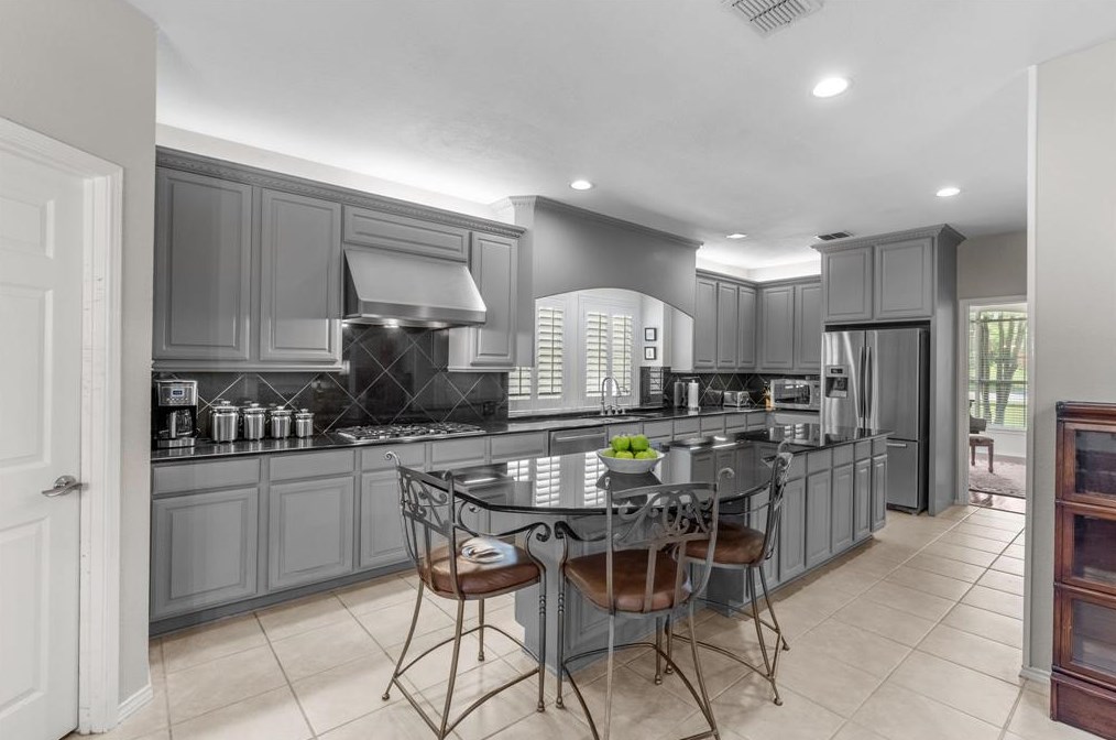 9304 Big Foot Dr, Plano, TX 75025-6550