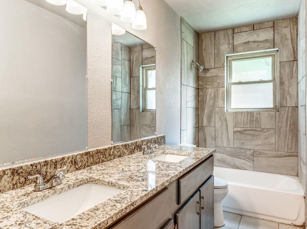 1560 Serenade Ln, Dallas TX 75241-2122 exterior