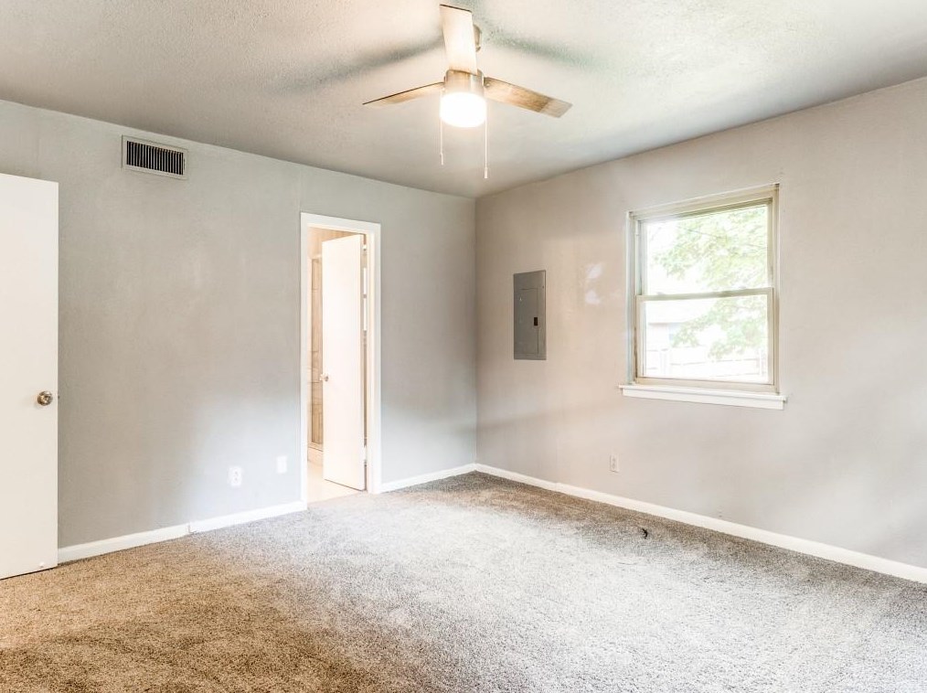 1560 Serenade Ln, Dallas TX 75241-2122 exterior