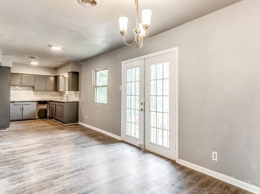 1560 Serenade Ln, Dallas TX 75241-2122 exterior