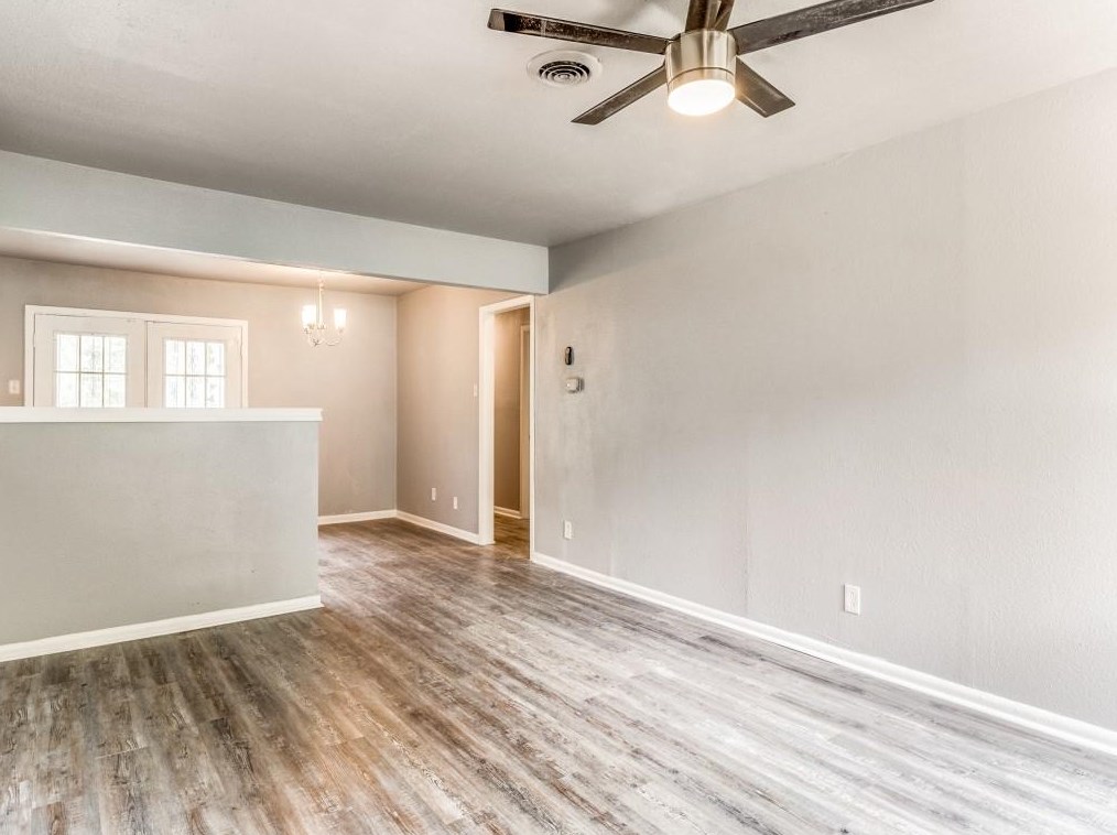 1560 Serenade Ln, Dallas TX 75241-2122 exterior