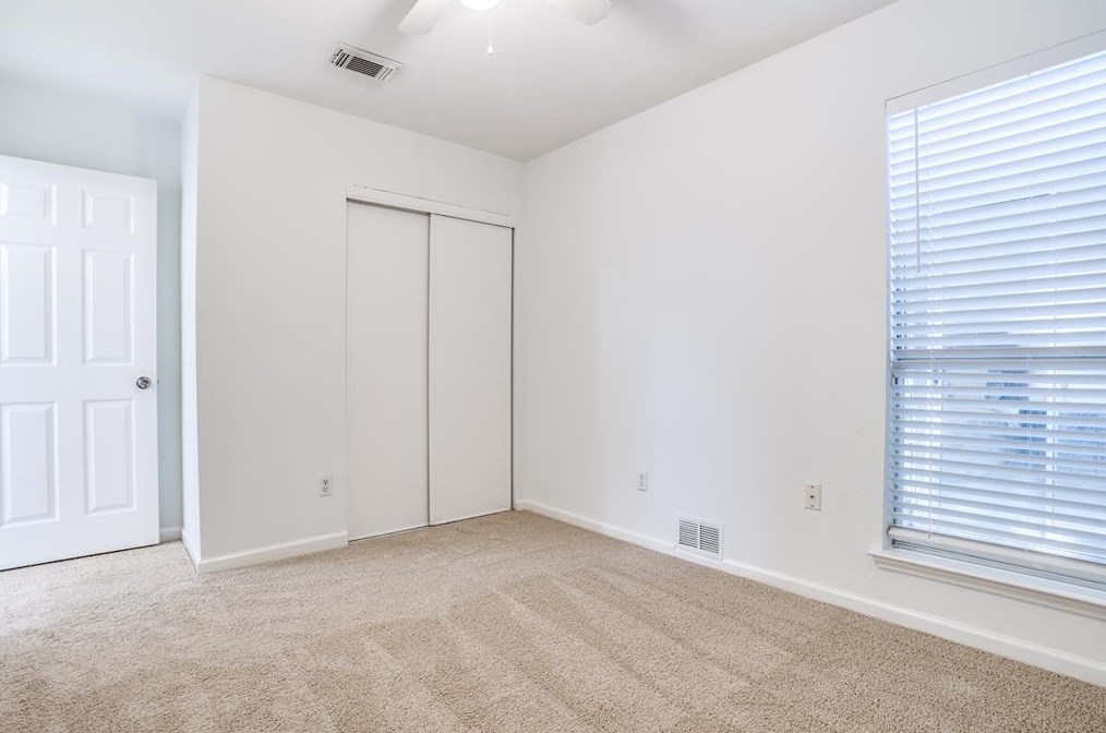 1433 Savannah St, Mesquite TX 75149-8715 exterior