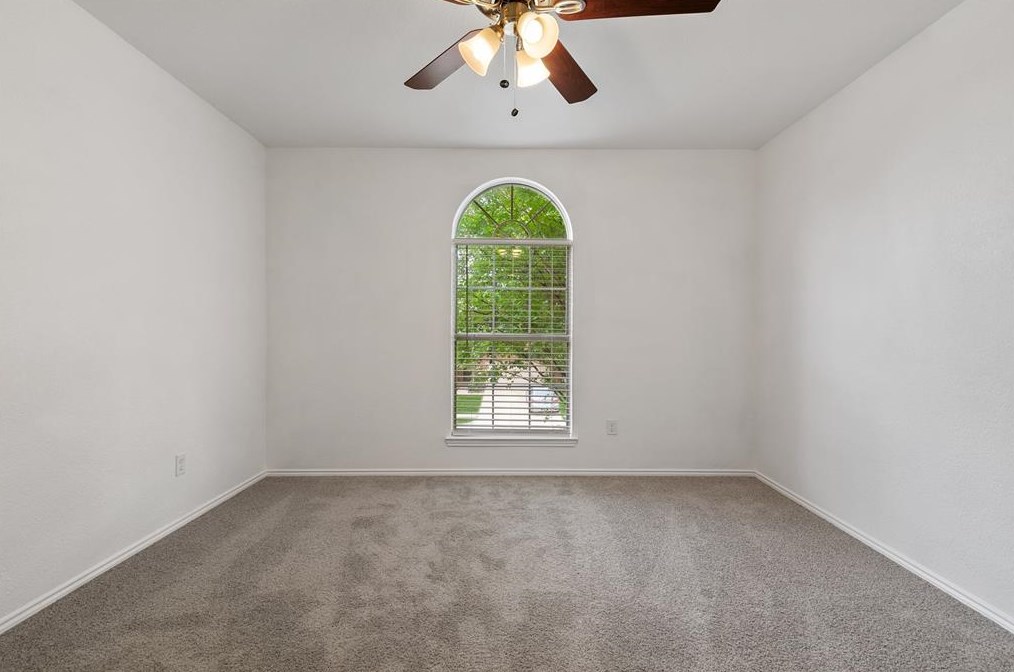 8601 Seafield Ln, Rowlett TX 75089-8311 exterior