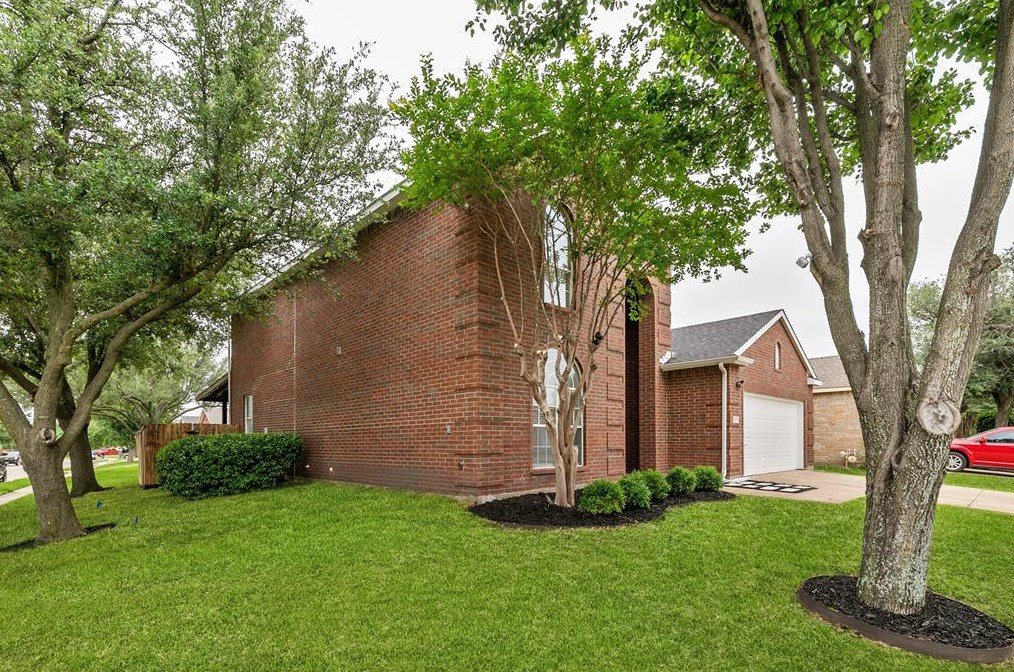 8601 Seafield Ln, Rowlett, TX 75089-8314