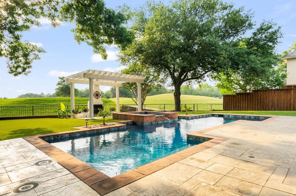 1629 Old Course Dr, Plano, TX 75093-4931