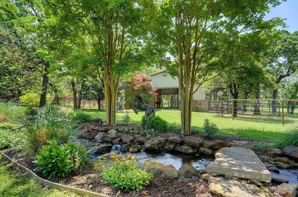 305 W Ld Lockett Rd, Colleyville, TX 76034